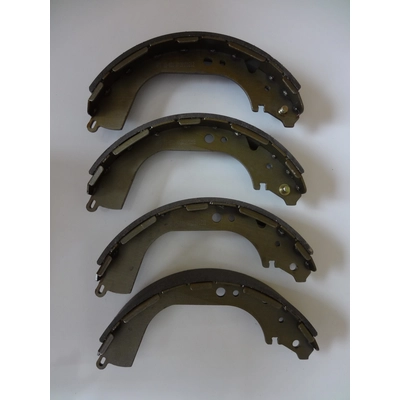 Rear New Brake Shoes by PROMAX - 12-631 pa1