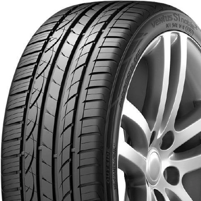 ALL SEASON 18" Tire 225/40R18 by HANKOOK pa4